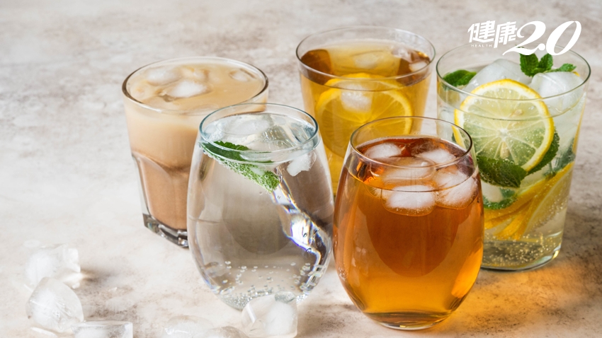 確診後怎麼喝水？喝茶、喝咖啡可以嗎？4方法喝水避免症狀加劇