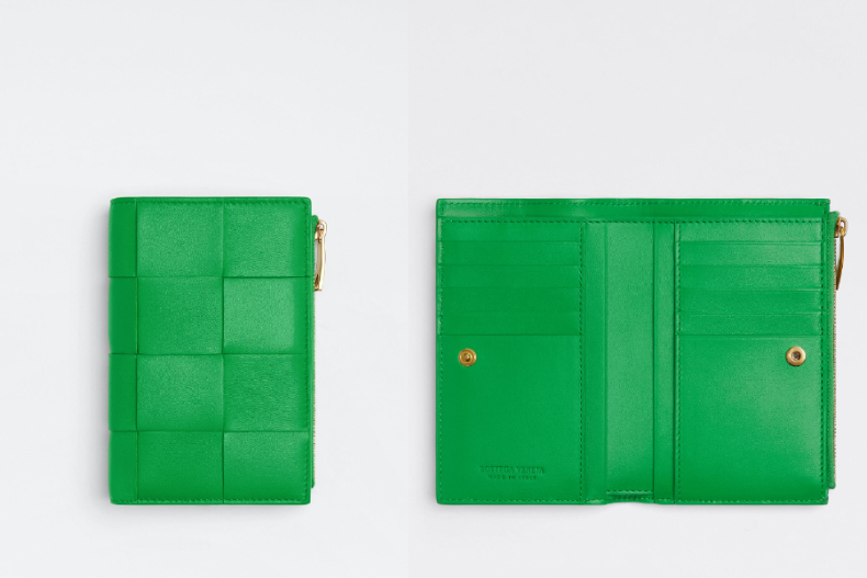 ▲BOTTEGA VENETA Bi-Fold Zip Wallet，NT.24,000