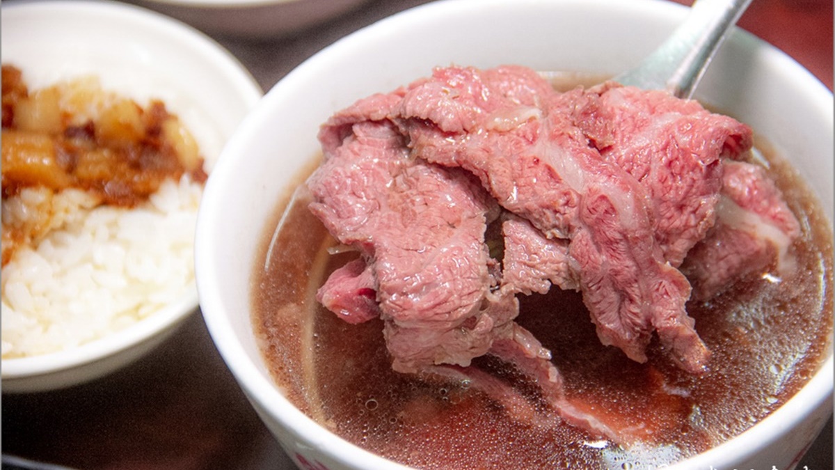 「順德土產牛肉」是飄香30年的溫體牛老店。（圖片來源：13‘s幸福食光）