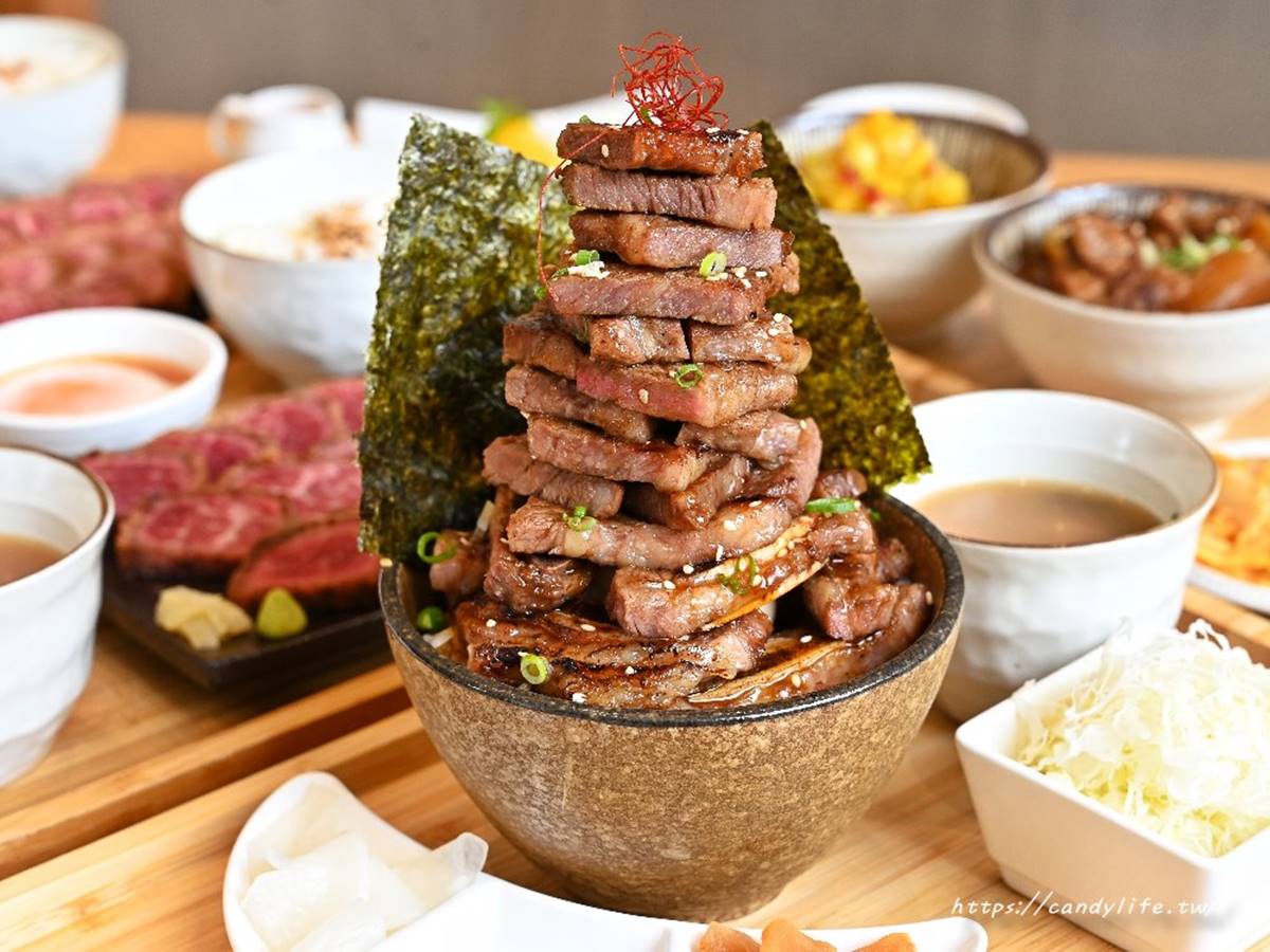 肉控、芒果控注意！「爆量牛小排丼」肉多到堆成山，再嘗夏季北海道芒果奶酪