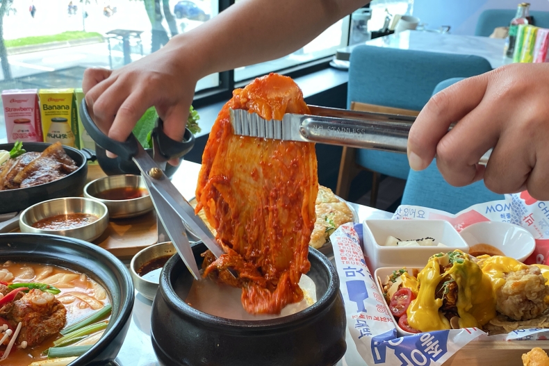 韓食控快看！王品「初瓦 韓式料理」西門町開幕，台北必吃6家韓式餐廳推薦