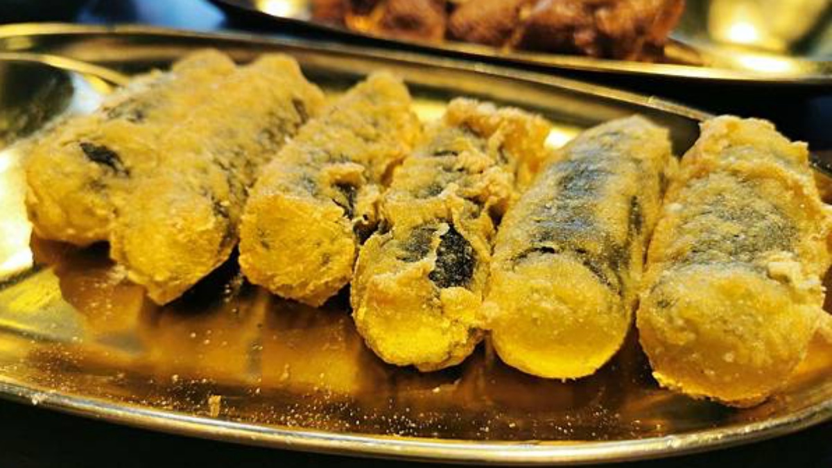 整隻活體雞入鍋！新北道地「韓式料理」小菜吃到飽，浮誇大盆裝滿滿蛤蜊