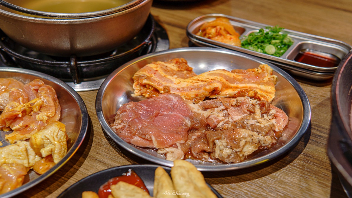 「好好吃肉韓式烤肉吃到飽」是許多學生及食量大族群的聚餐首選。（圖片來源：Liz chiang栗子醬）