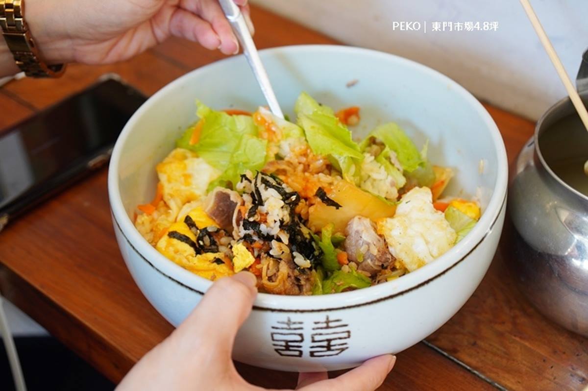新竹最強芋頭米粉湯！東門市場６必吃：爆量炸魚山、魚板湯喝到飽、九宮格餐