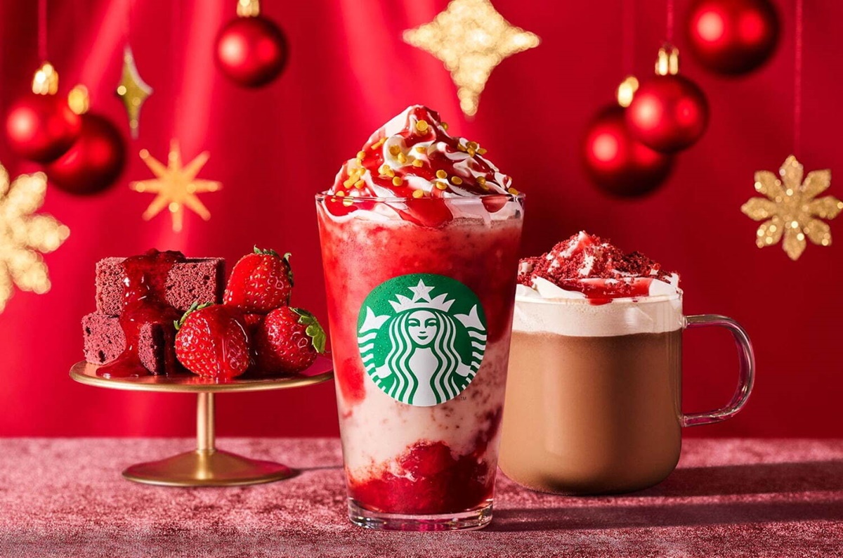 星巴克「草莓紅絲絨布朗尼星冰樂」好想喝！日本５大耶誕夢幻飲，再喝薑餅拿鐵
