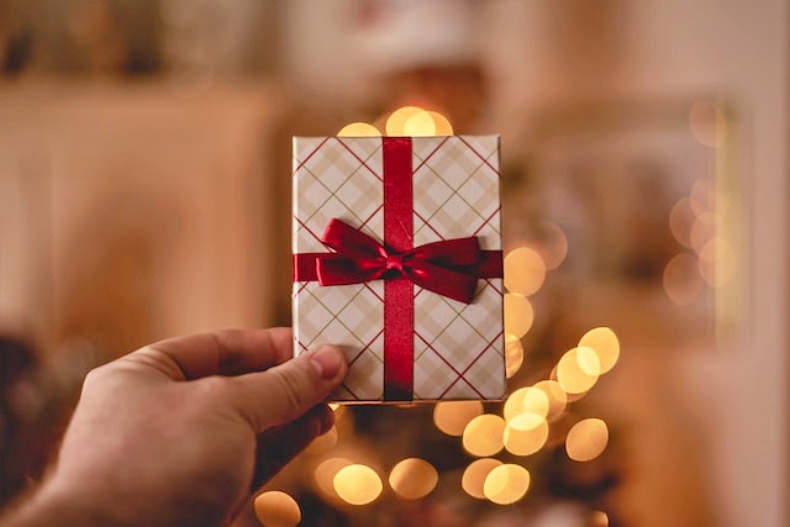 2022聖誕交換地雷禮物Top8！「這兩樣」真的不想再收到，你送的禮物上榜了嗎？