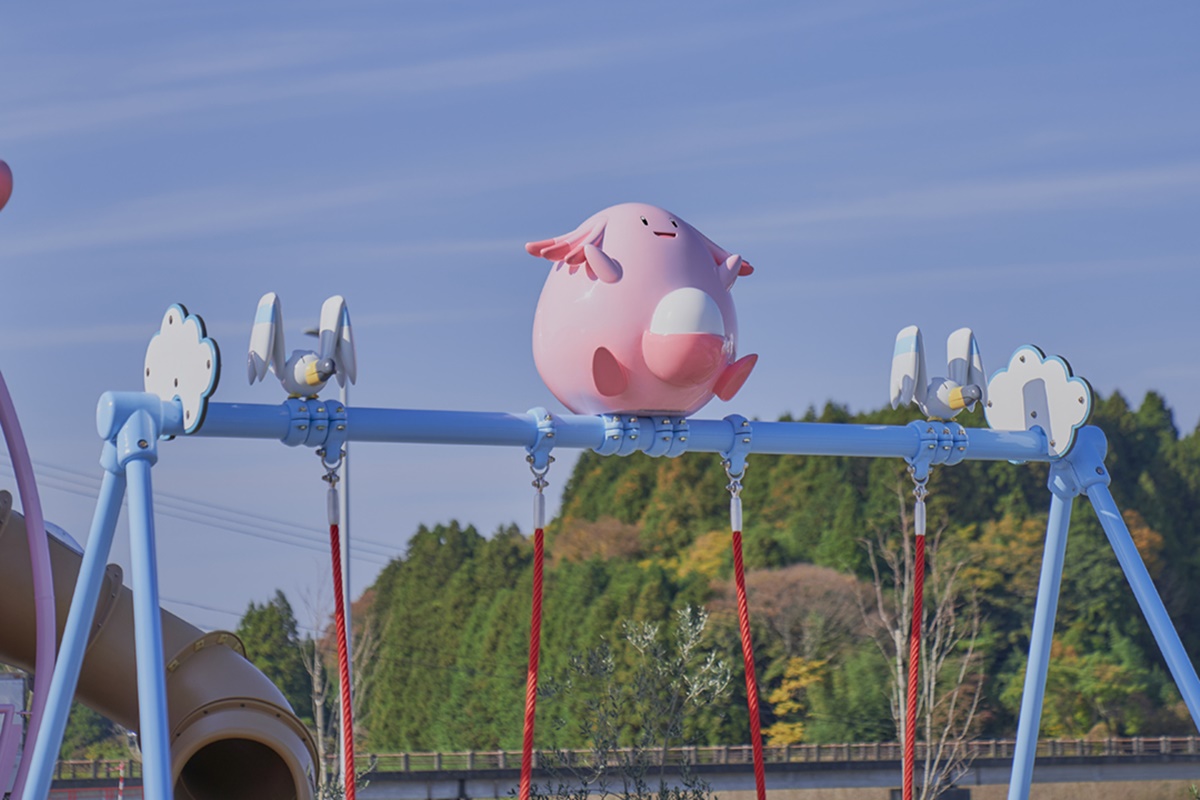 寶可夢粉先衝！日本超粉嫩「吉利蛋公園」，６公尺高溜滑梯、皮卡丘長椅拍爆