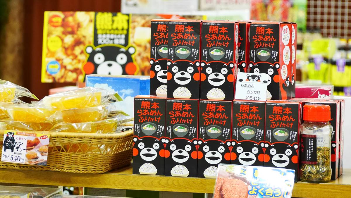 生魚片不稀奇吃過「生馬片」嗎？熊本必嗑「超狂美食」，讓外國人想吃又怕怕