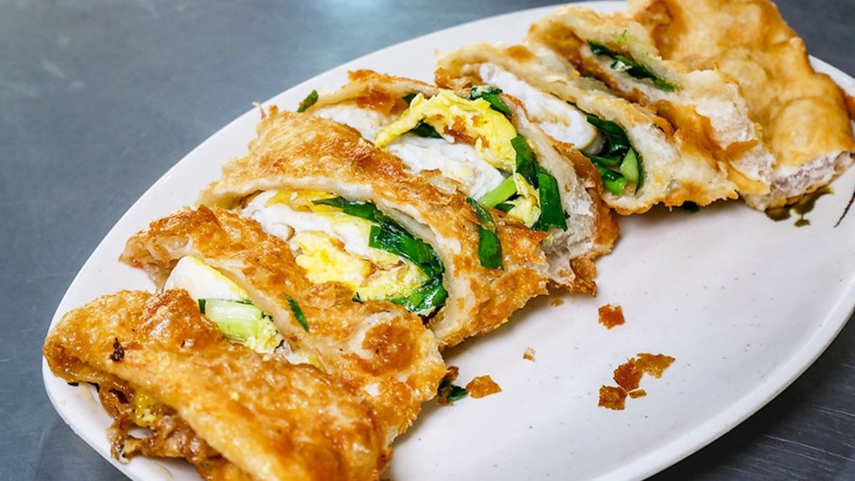 招牌「韭菜炸蛋餅」被老饕譽為是台北最好吃的蛋餅之一。（圖片來源：鄉民食堂）