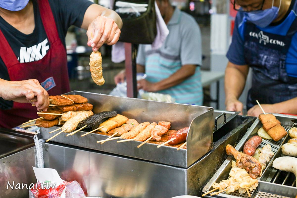 年度最強抗漲美食！６佛系銅板小吃：45元蝦仁炒飯、65元爆量雞塊、10元串燒