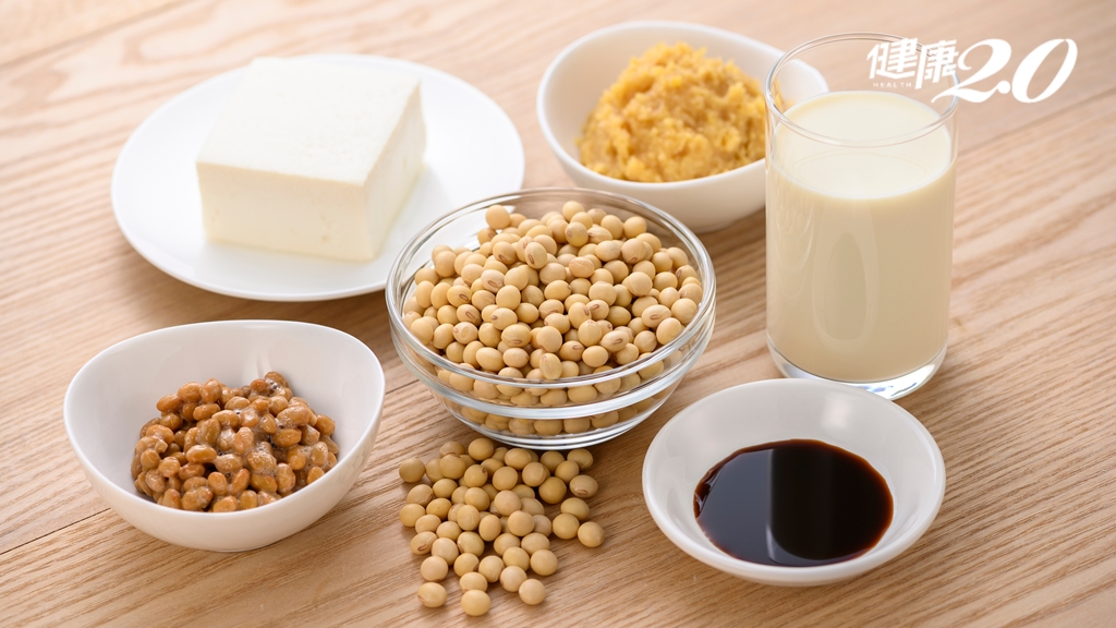 豆製品這樣吃改善更年期症狀最有效！日醫曝3種「豆製品黃金組合」