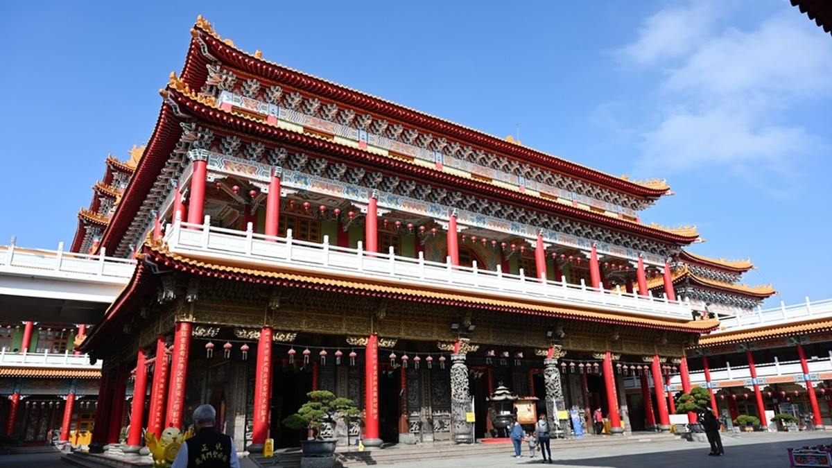 台南土城鹿耳門聖母廟是「全世界最大的媽祖廟」，有遠東第一大廟的美譽。（圖片來源：快樂的過每一天）