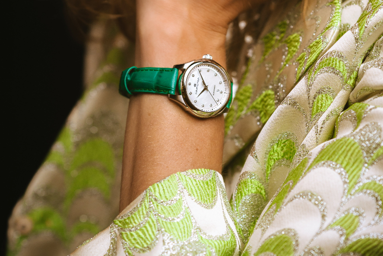 ▲爵士大師系列Lady 30mm腕錶的華麗時尚是她的最愛
