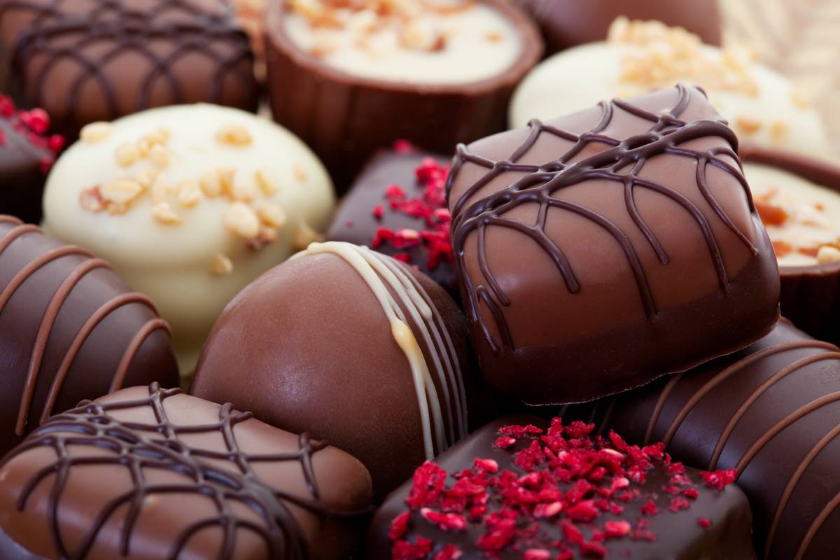 情人節就要吃巧克力！但「白巧克力」其實不是巧克力，居然是因為「這原因」