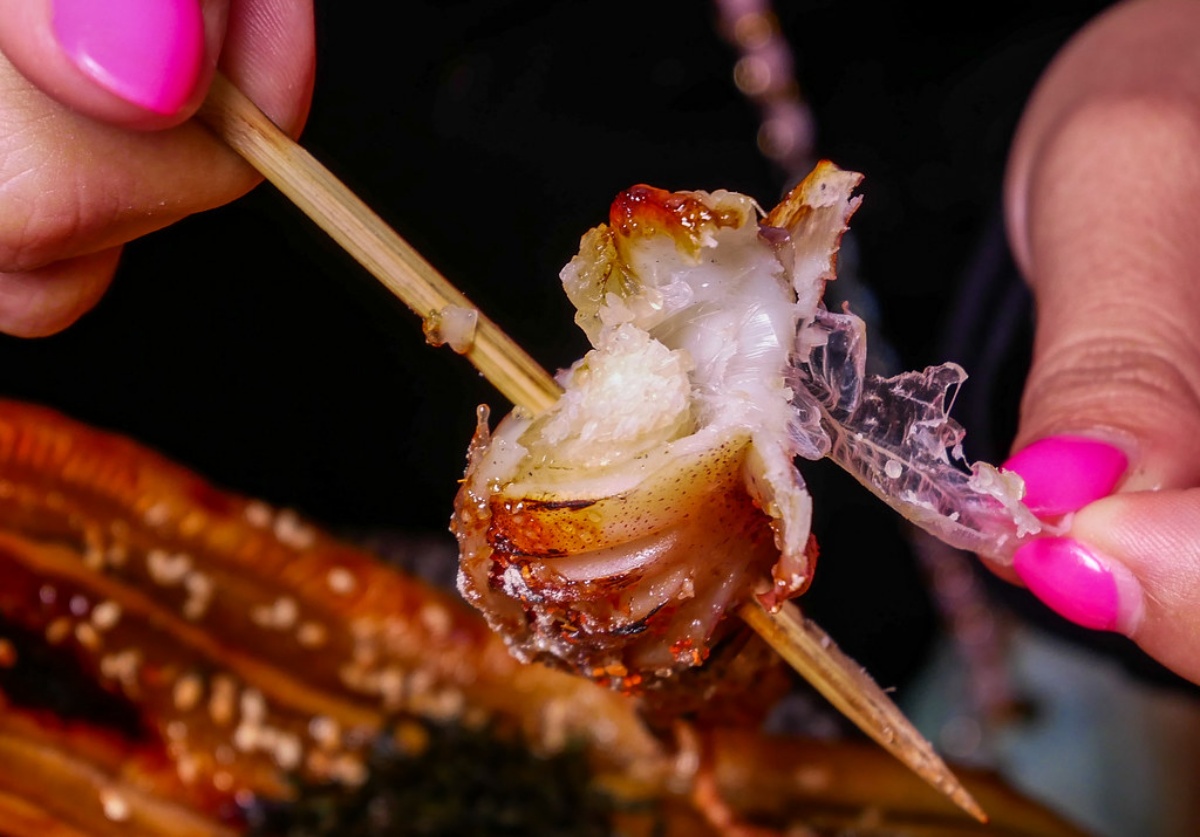 台北最強「高CP值生魚丼」！干貝、花枝滿到看不見飯，省１小時排隊祕技曝