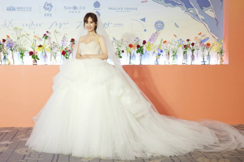 ▲Sandy婚紗是台灣設計師品牌NICOLE +FELICIA