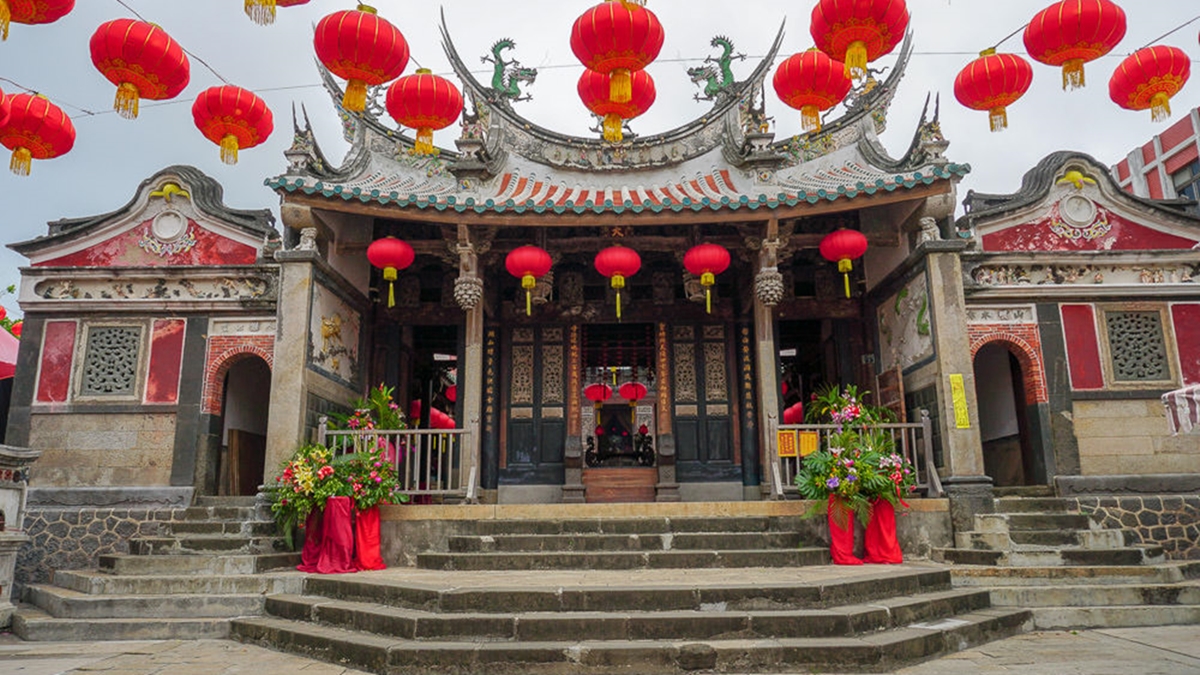 「澎湖天后宮」主祀天上聖母媽祖，是台灣歷史最悠久的廟宇。（圖片來源：野田咩的美食書國）