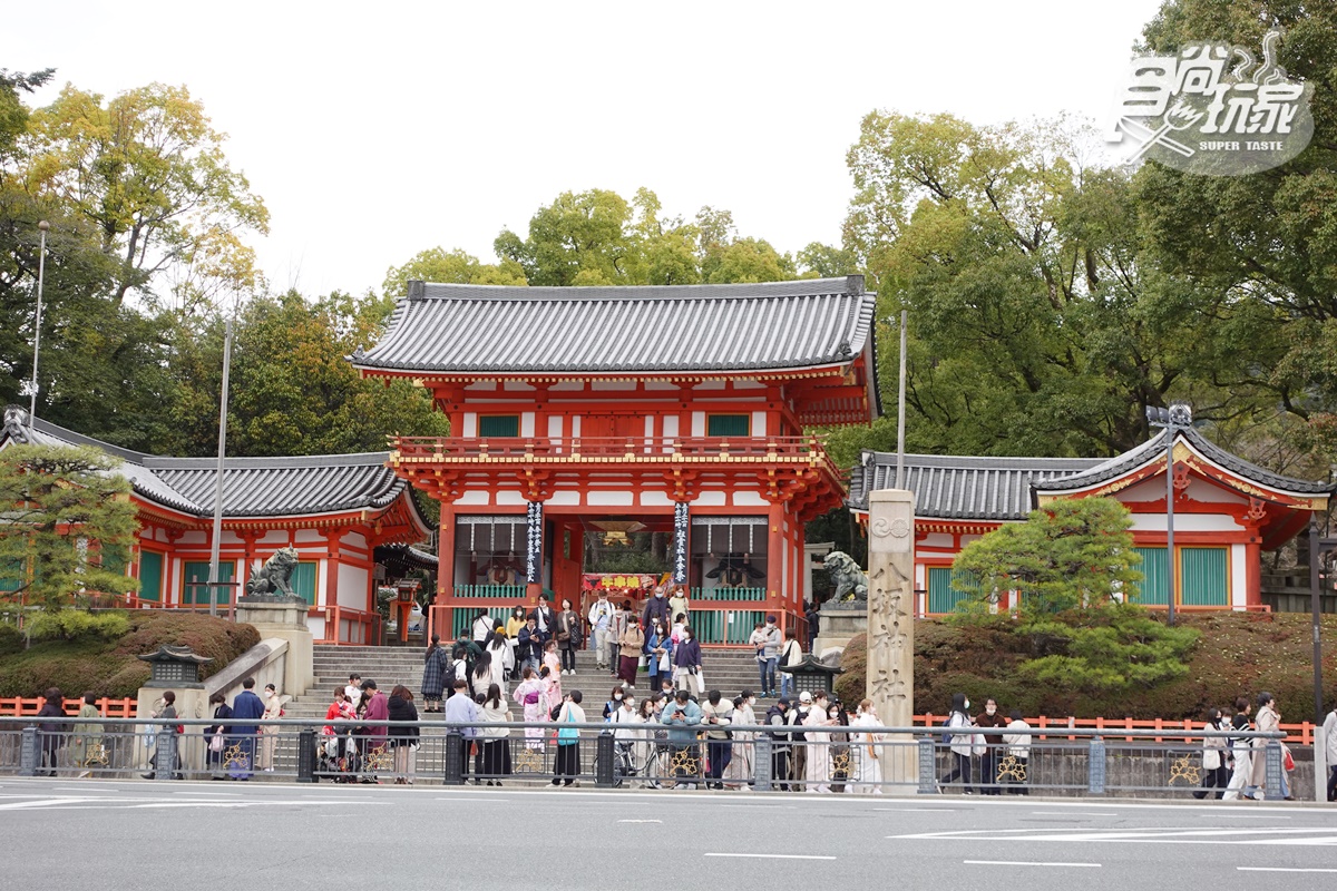 「雲朵抹茶慕斯SET」愛了！京都半日玩翻少女最愛神社、SOU・SOU串和菓子