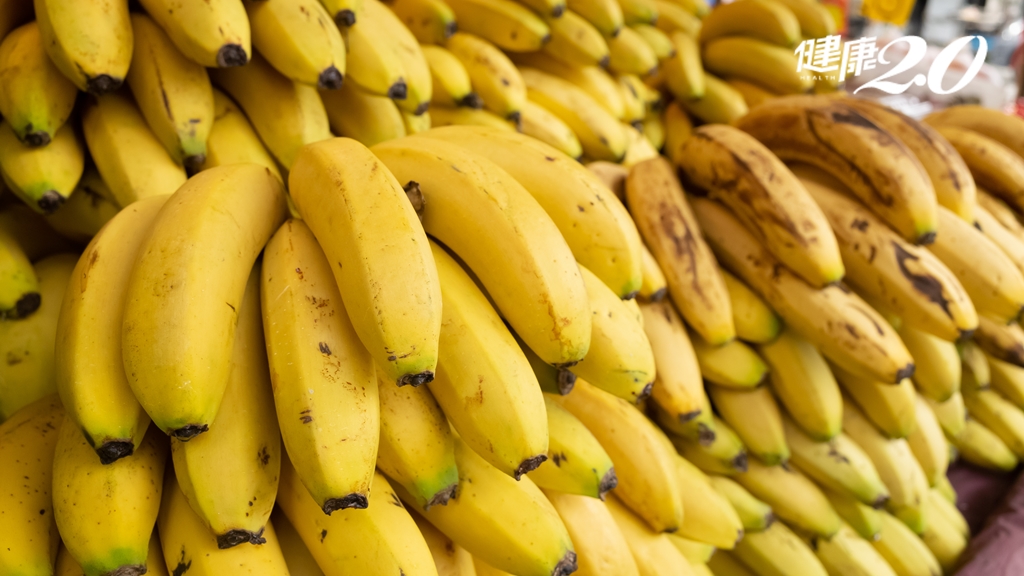 台灣香蕉整年都有！吃香蕉降血壓、防骨鬆 2招香蕉保存技巧不易腐爛