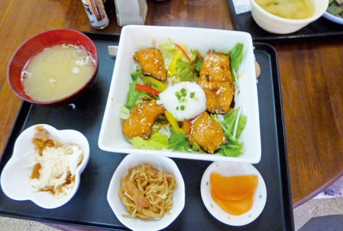 北海道必吃美食11選！巨無霸聖代、特色「監獄餐」哪裡有？23家餐廳完整收錄