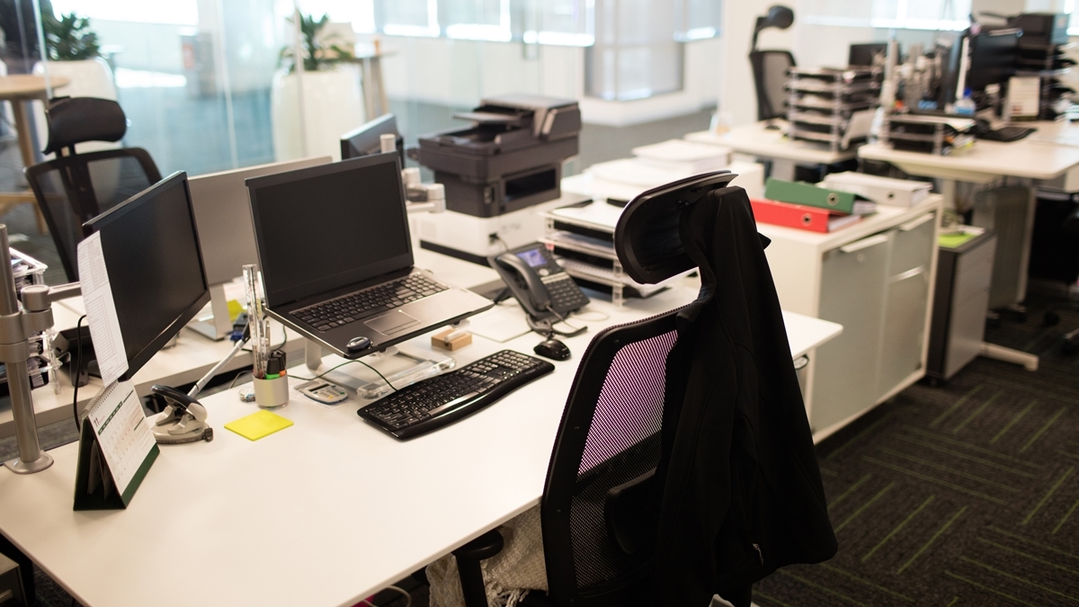 網傳上班這時段最多「薪水小偷」！釣出一票網友認了：問薪無愧