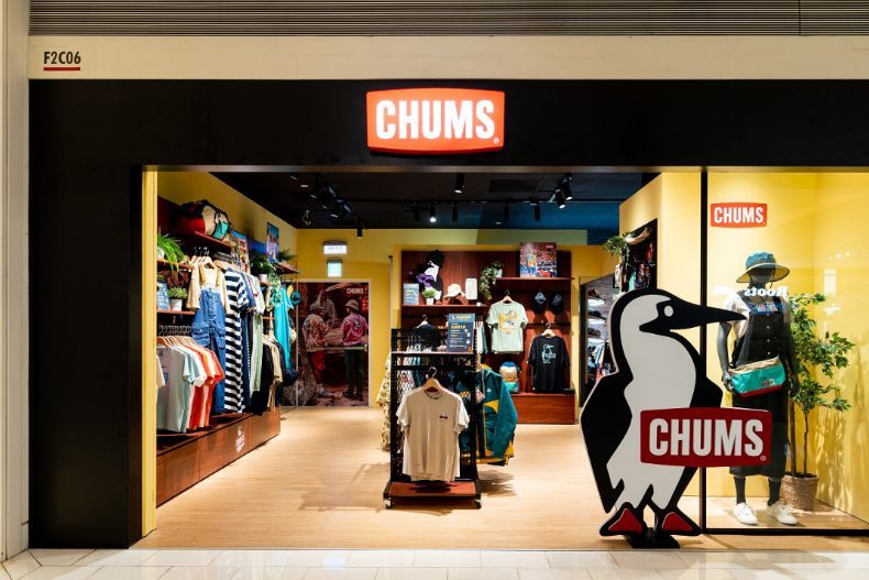 美國露營品牌CHUMS再展新據點！日本插畫家連名款、焚火系列限定獨賣款只在高雄統一夢時代！