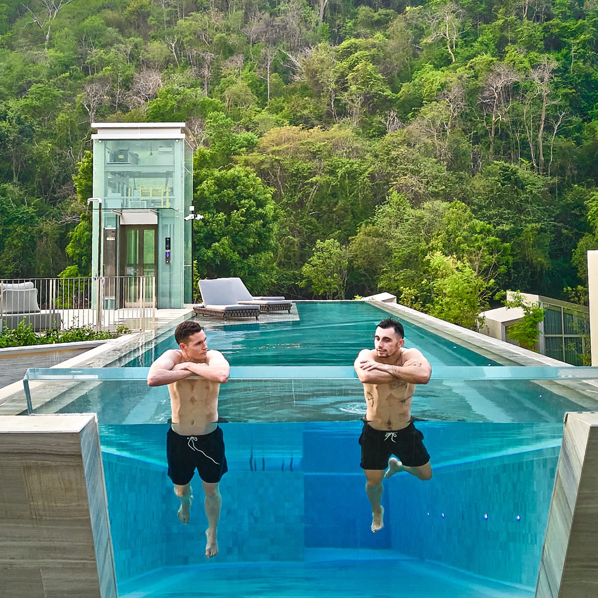 【新開店】全泰國唯一「空中泳池」出現了！奶油白建築、國家公園景觀超好拍