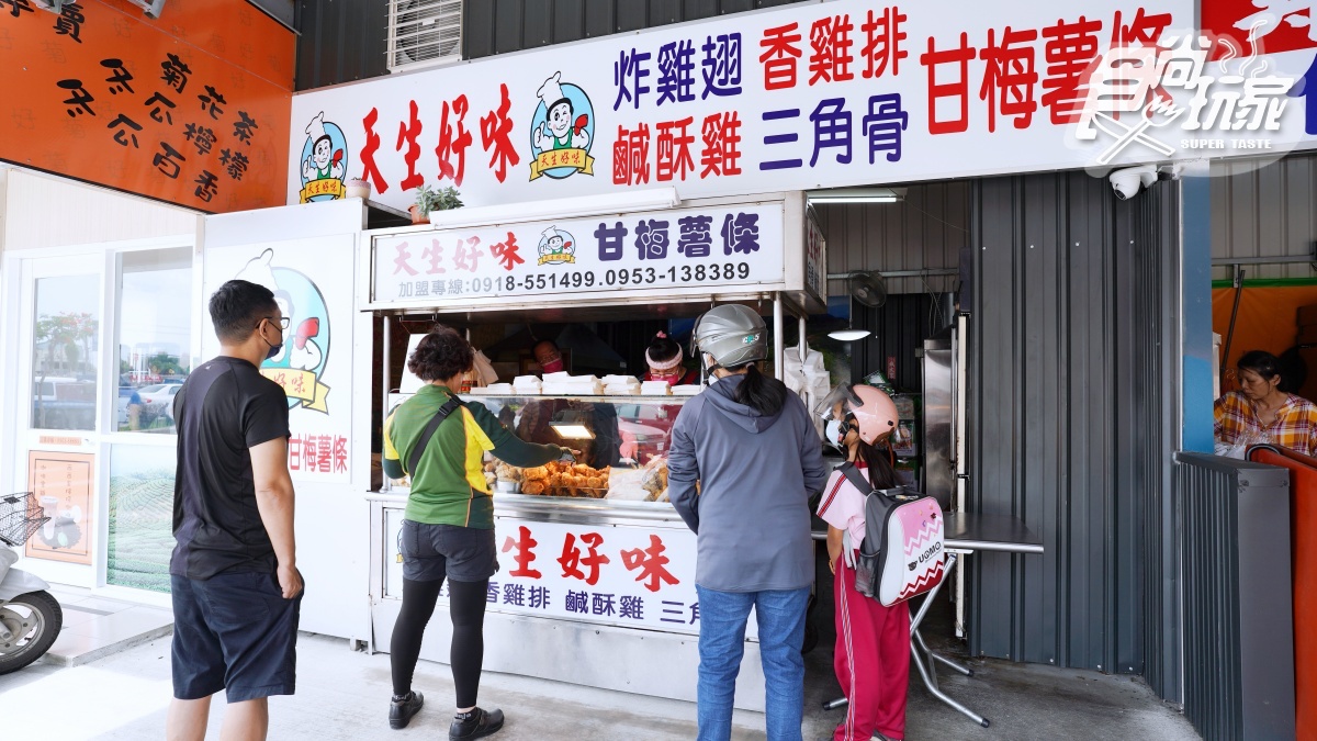 台南在地激推！安南區５銅板小吃：20元蝦仁飯、10元爆餡紅豆餅、蚵仔蔥油餅