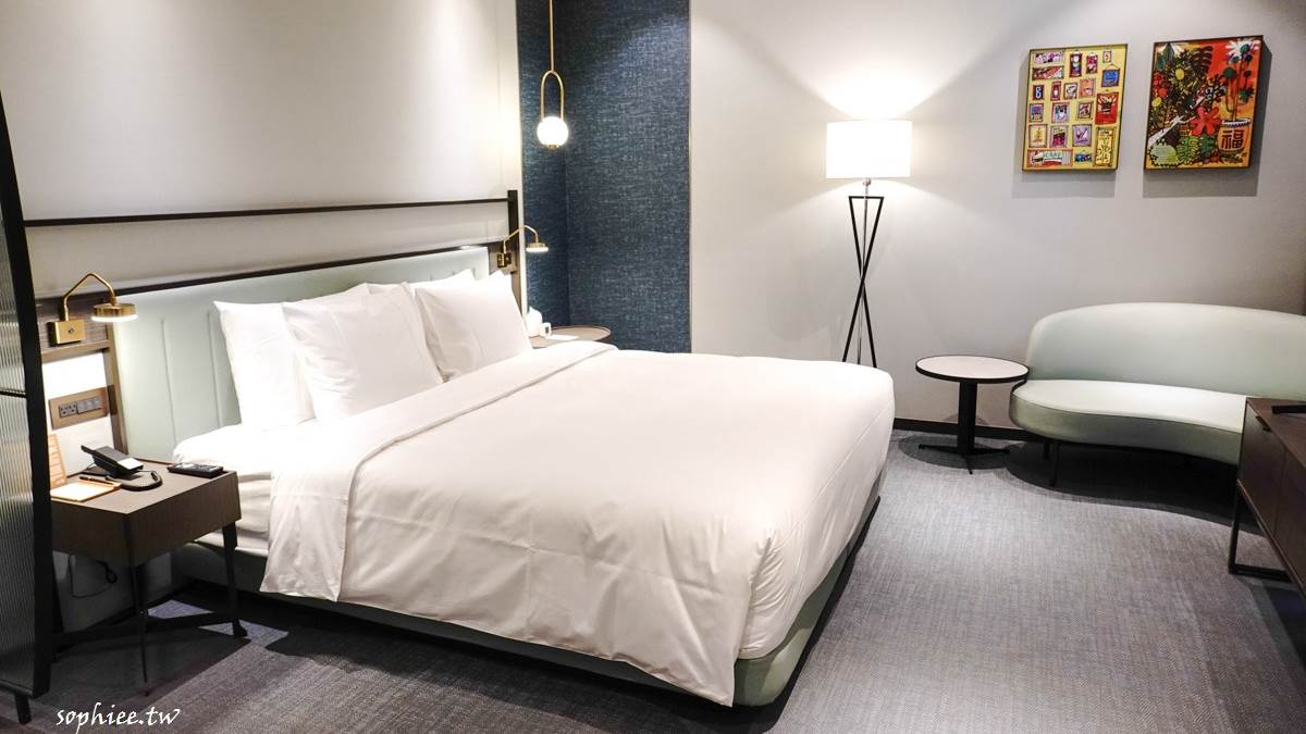 「壽系列」房型雙人床的床墊軟硬適中，睡起來很舒服。（圖片來源：蘇菲漫旅）