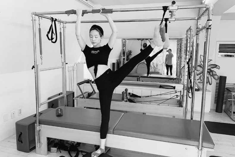 皮拉提斯為何成女星最愛？不只變瘦還有 3 大好處，難怪孫藝珍、鍾欣潼、Jennie都在練