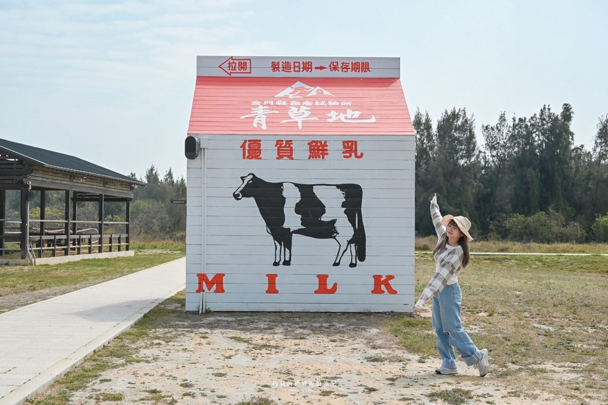 免門票「迷你動物園」在這！近距離看動物、玩高空滑梯，再嗑牛肉火鍋吃到飽