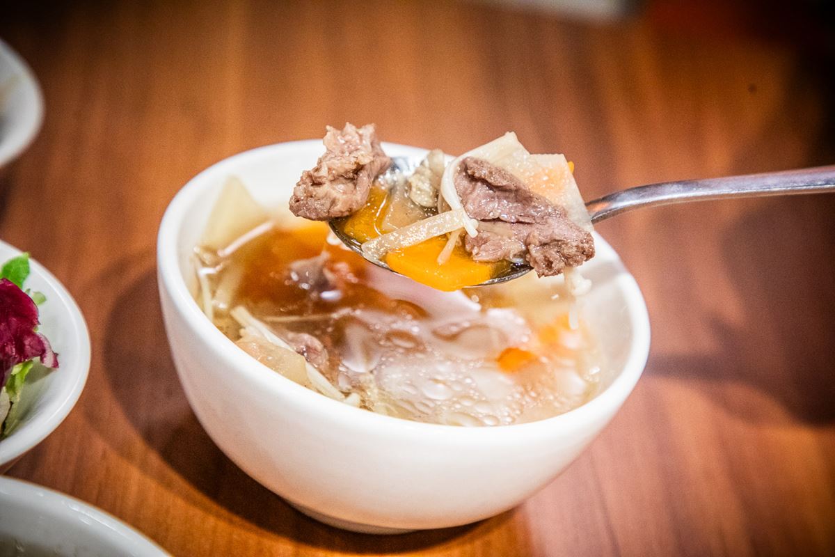 桃園高CP值牛排!220元起自助吧牛筋湯、牛滷飯、冰品吃到飽,壽星享85折優惠 桃園高CP值牛排!220元起自助吧牛筋湯、牛滷飯、冰品吃到飽,壽星享85折優惠
