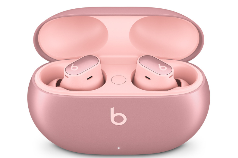 蘋果悄上架「星空粉耳機」！i15平價版6色曝光，網驚歎：這色可愛清新超想要
