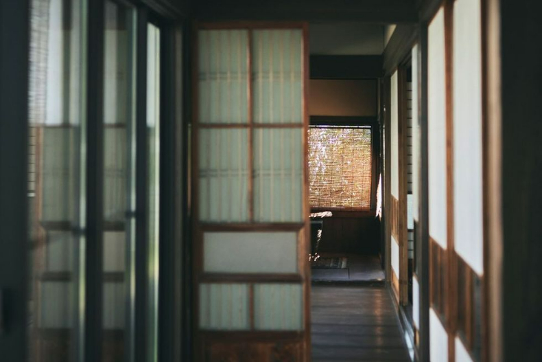 日本無印良品開Airbnb！百年古屋翻新×MUJI風家具，無印備品及零食體驗日式生活