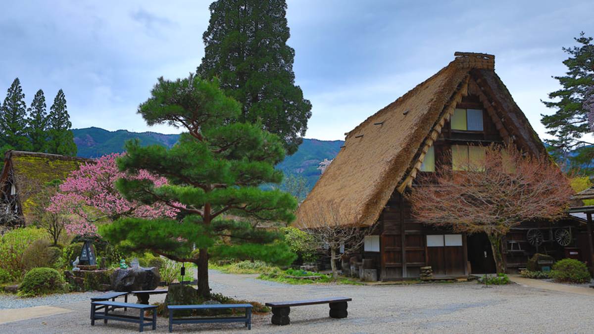 「下呂溫泉合掌村」是日本重要的民族文化財產。（圖片來源：洛基小聿媽）