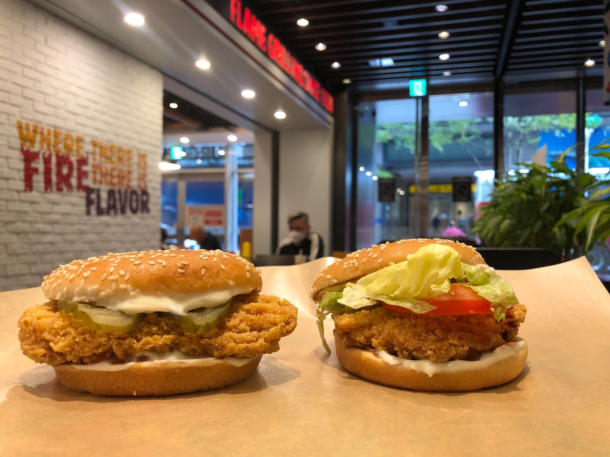 肉控嗨爆！漢堡王超狂新品「雙層大雞堡」肉量暴增25％，還有限時優惠
