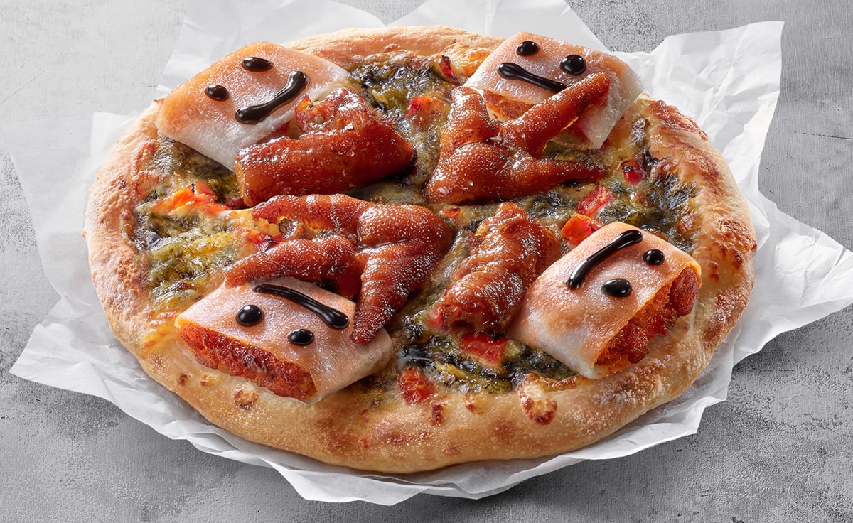 搞怪美食＋１！必勝客「幽靈披薩」吃得到腸粉、鳳爪，這天免費送麻糬QQ球