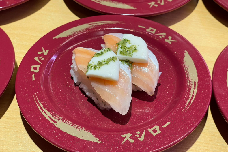 壽司郎「必吃TOP5鮭魚壽司」排行榜！年度最狂粉紅饗「鮭魚30選」豪吃一波