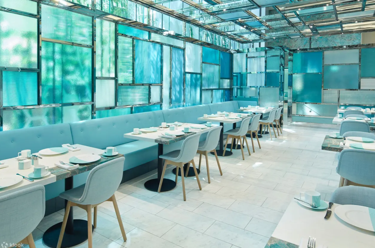 全台首間Tiffany咖啡廳來了！最美Tiffany藍空間插旗信義區，３層英式午茶必點