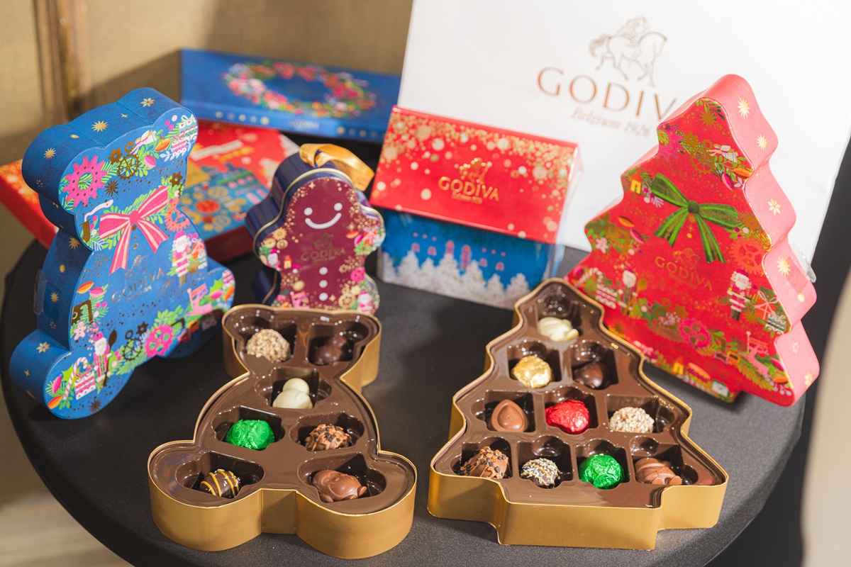 ２天免費逛GODIVA巧克力工廠！全新童話風聖誕禮盒，粉紅拍貼機、熱可可都有