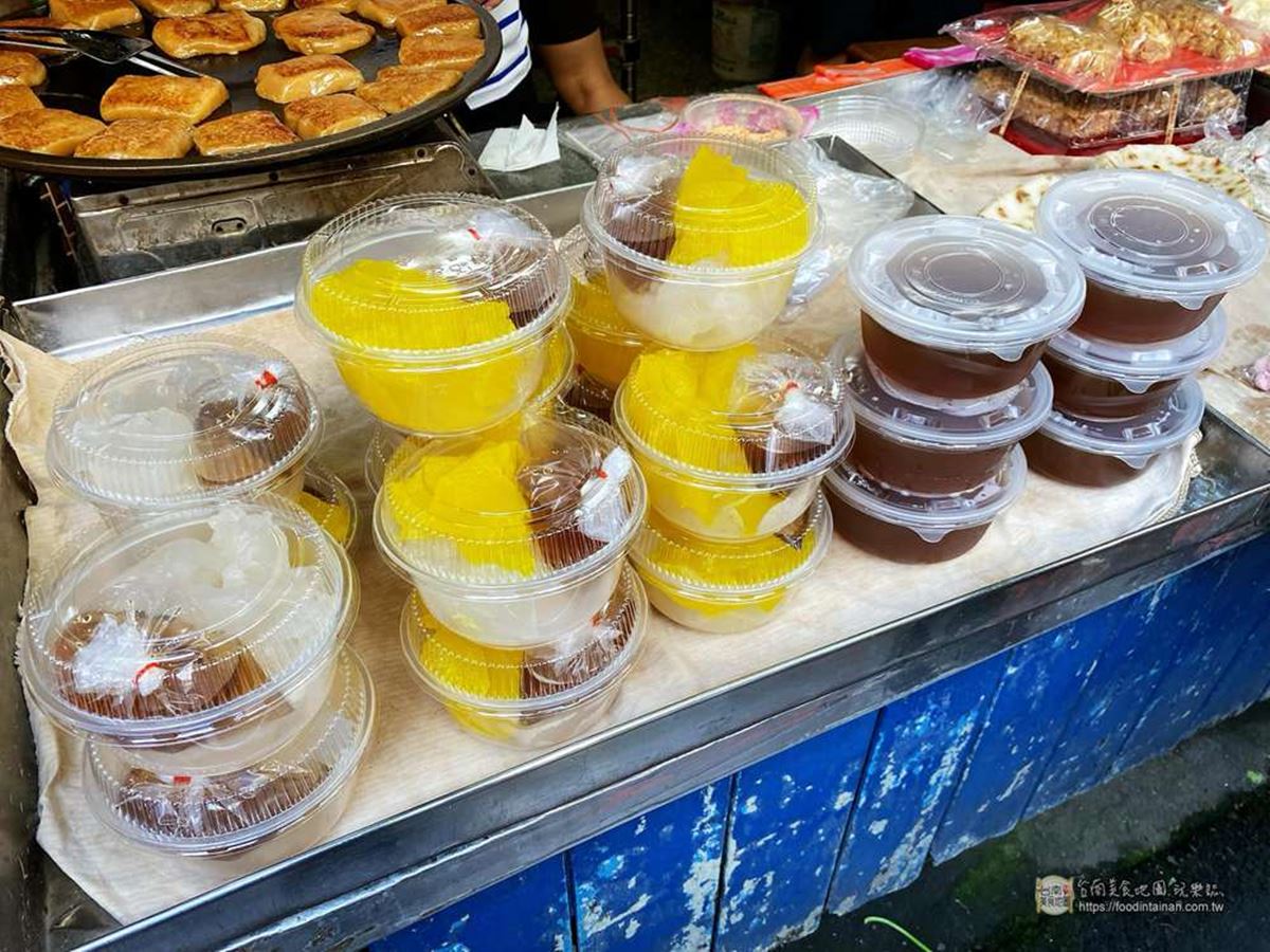 市場百年「煎甜粿」冬季開賣！３片50元在地人超愛，焦香帶Q沾花生粉最對味