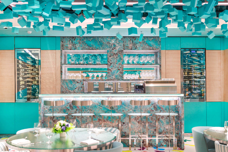 全台第一間Tiffany ＆ Co﹒咖啡廳「夢幻藍盒天際線」美哭！3種訂位方式、菜單懶人包