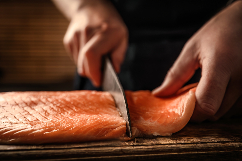 降低大腸癌風險食物1）鮭魚