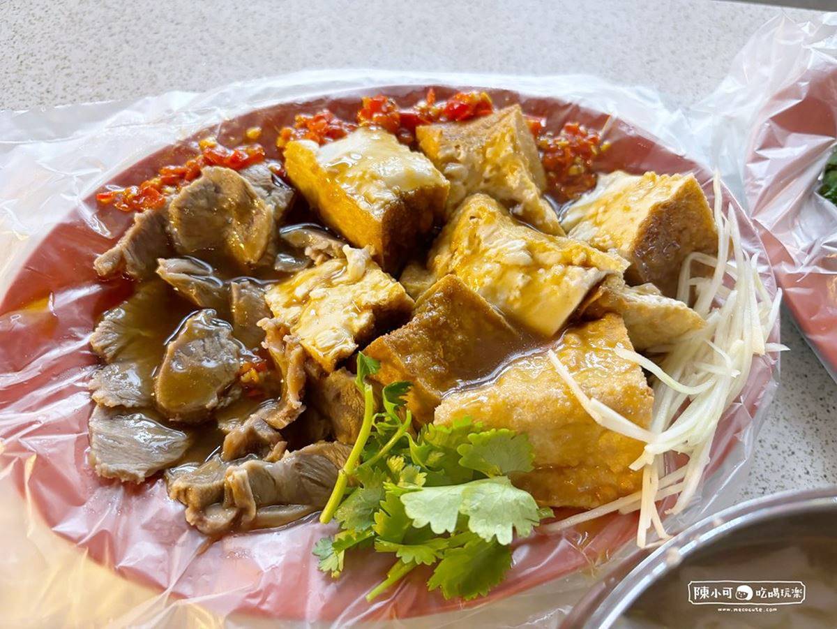 跟著《孤獨的美食家》開吃！台北４家五郎推薦小吃：酸菜白肉鍋、夜市米粉湯