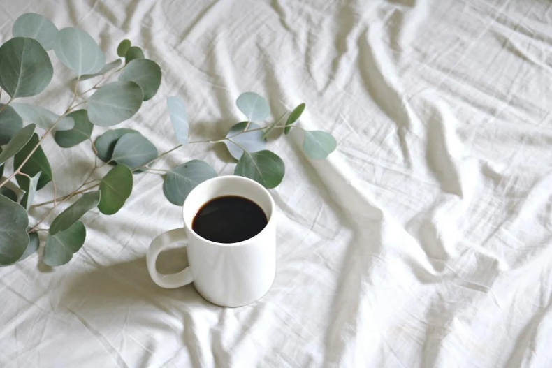 消水腫方法3：適量攝取咖啡因