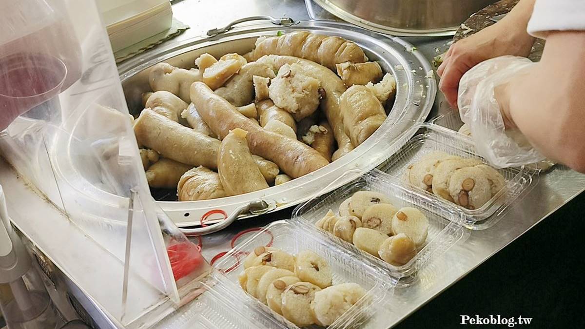 「巷仔內大腸煎」被網友大讚是台北最好吃的大腸圈。（圖片來源：PEKOのSimpleLife）