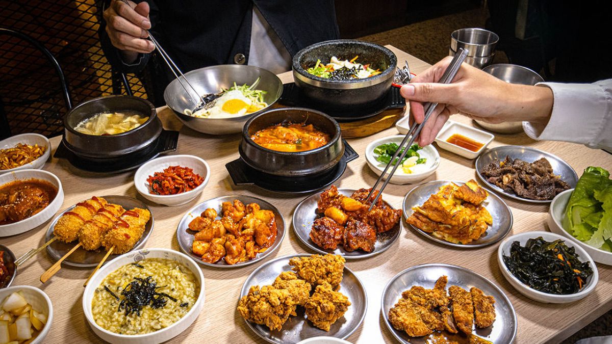 「槿韓食堂」主打現點現做的「韓式料理吃到飽」。（圖片來源：饗食客棧）