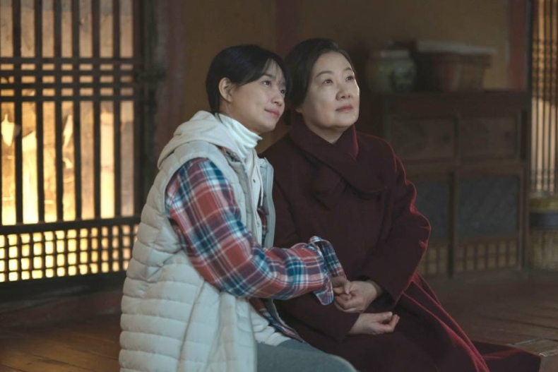 每看必哭！韓國最高評價「親情片單」推薦：尹汝貞《季春奶奶》被譽為核彈級催淚片