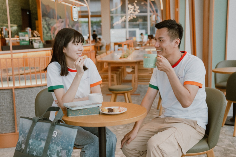 星巴克推薦13款人氣飲料買一送一快閃！南台灣最美「美人魚店」超好拍