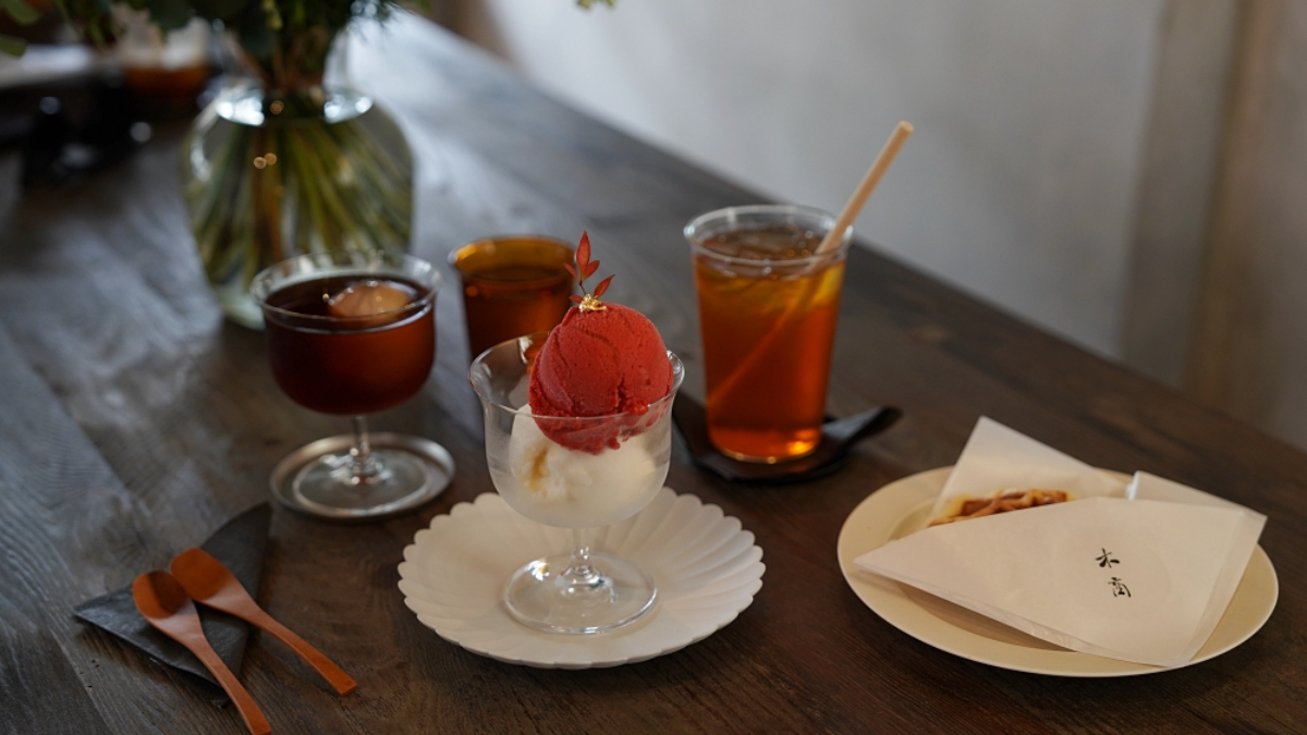 「Moku sho木商珈琲」提供咖啡茶飲與招牌鬆餅。（圖片來源：享受生活不無聊。規小孫）